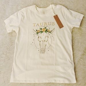 Taurus Zodiac Graphic Shirt, Medium, NWT